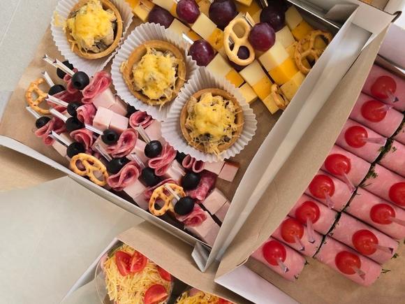 Фуршетный сет "Стандарт" на 10-12 персон в Иванове