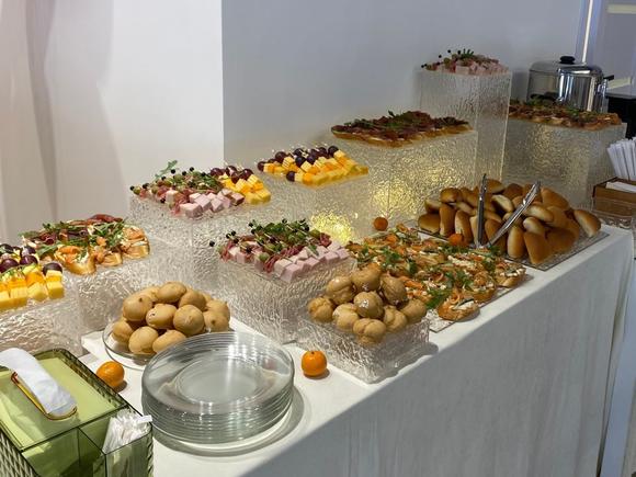 Фуршетный сет "Премиум" на 10-12 персон в Иванове