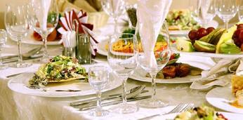 Полноценный сытный банкетный сет на 12 персон